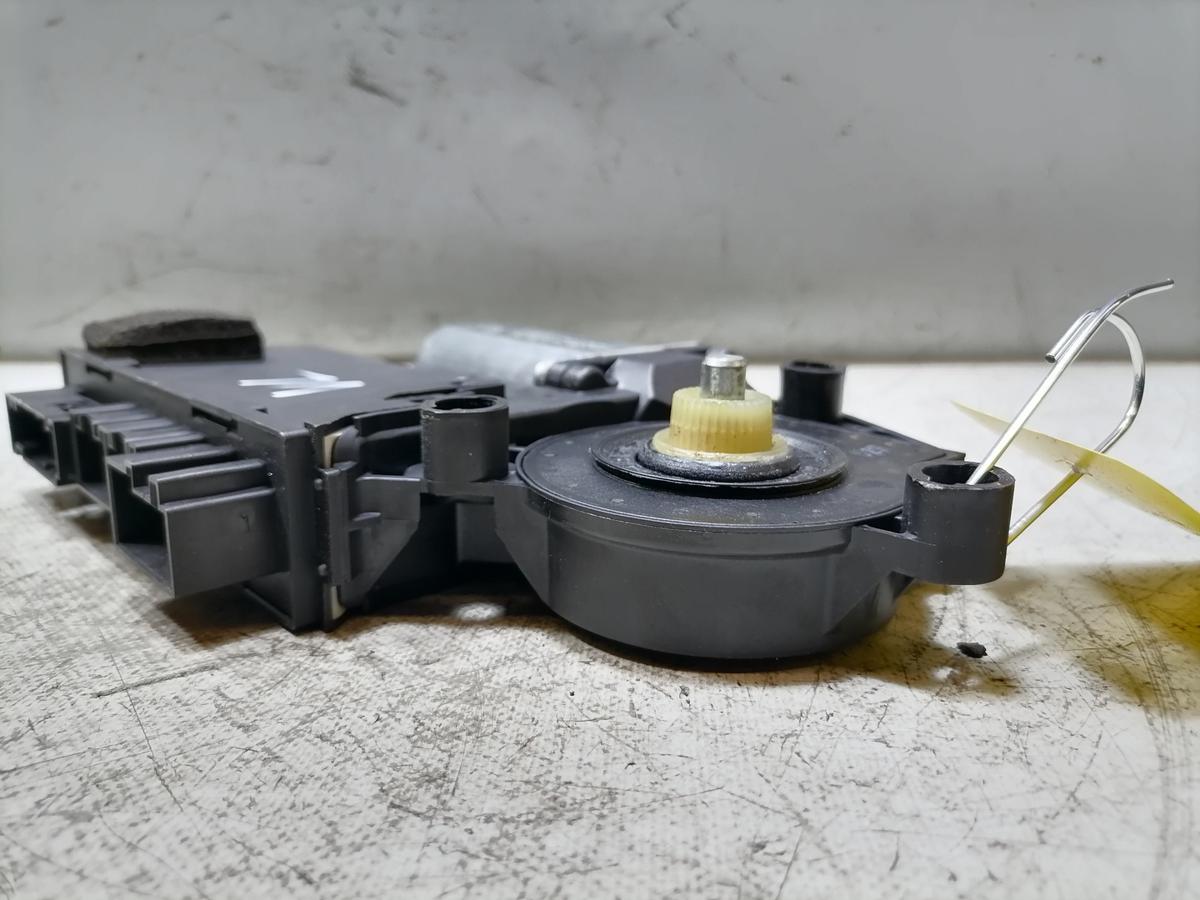 VW Touareg 7L original Fensterhebermotor vorn links Bj.2009